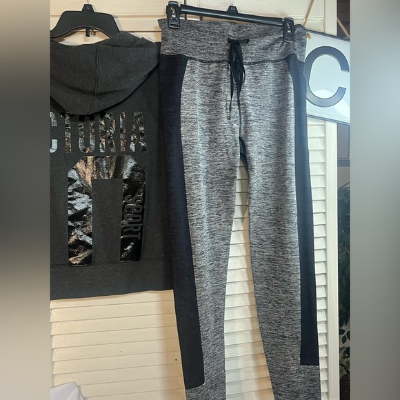 Victoria's Secret Hoodie and jogger pants outfit sm/ lg - Picture 3 of 16
